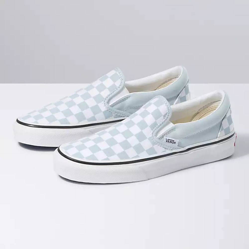 VANS CLASSIC SLIP ON NWT